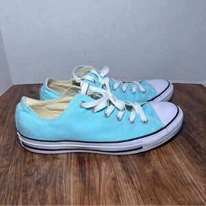 Converse Chuck Taylor All Star Womens Size 10